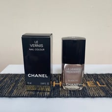 ***RARE*** CHANEL “BLACK TIE” NAIL COLOUR