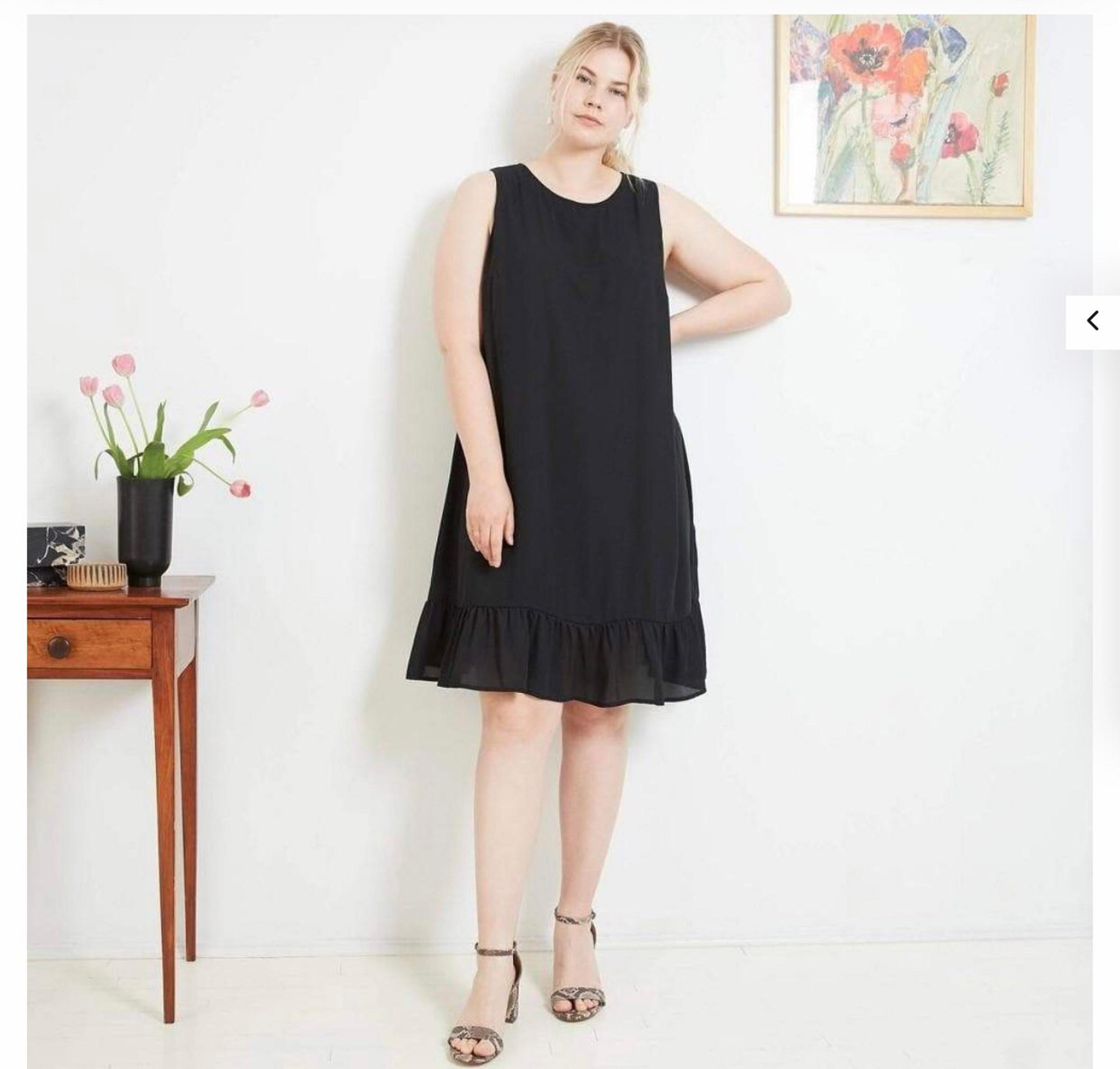 Women's Plus Size Sleeveless Ruffle Swin