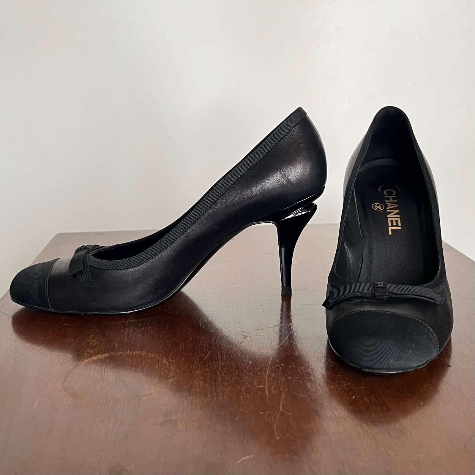 Chanel Black Leather and Satin Cap Toe CC Bows Pumps