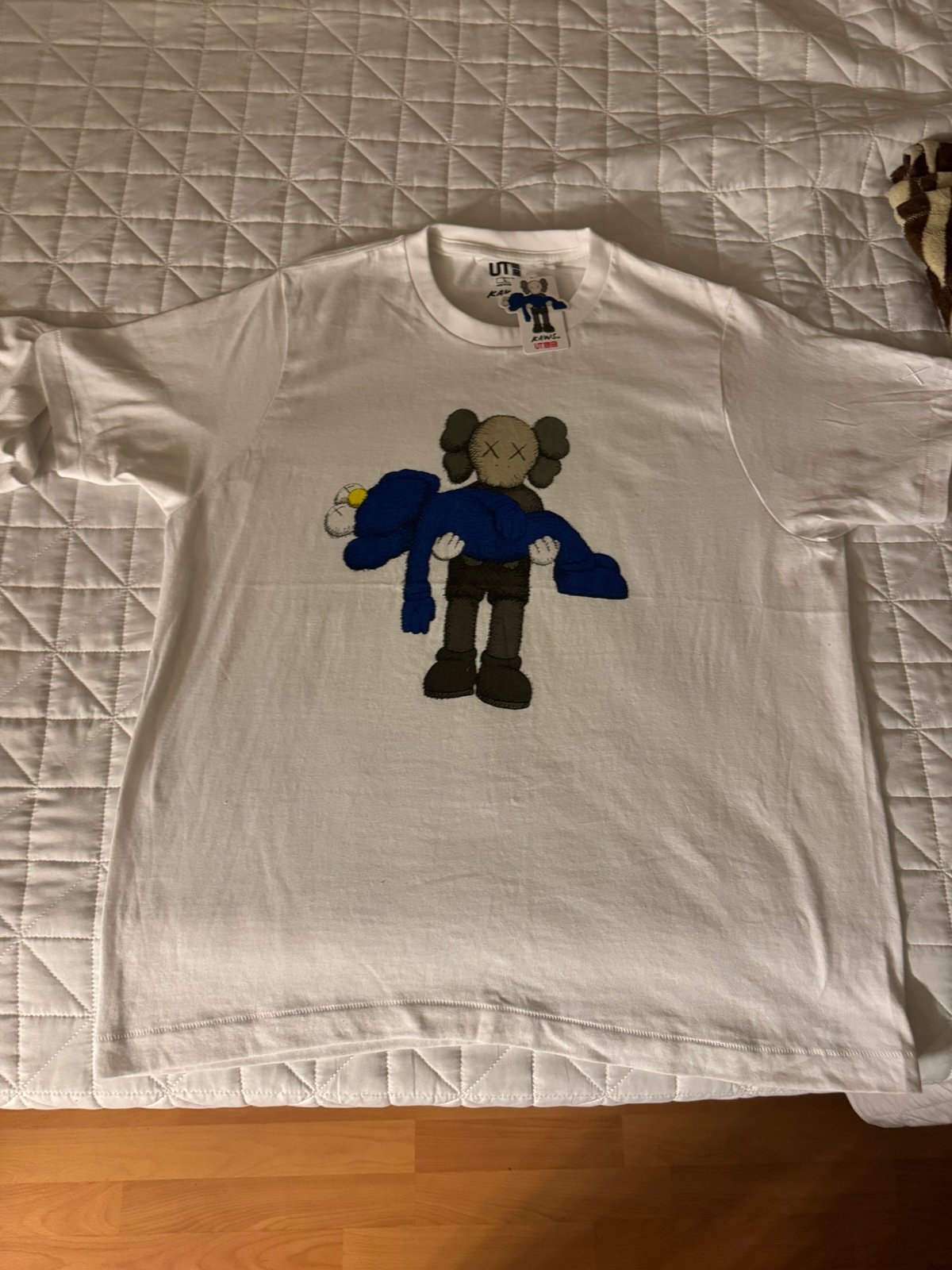 KAWS x Uniqlo “Gone” Brand new L