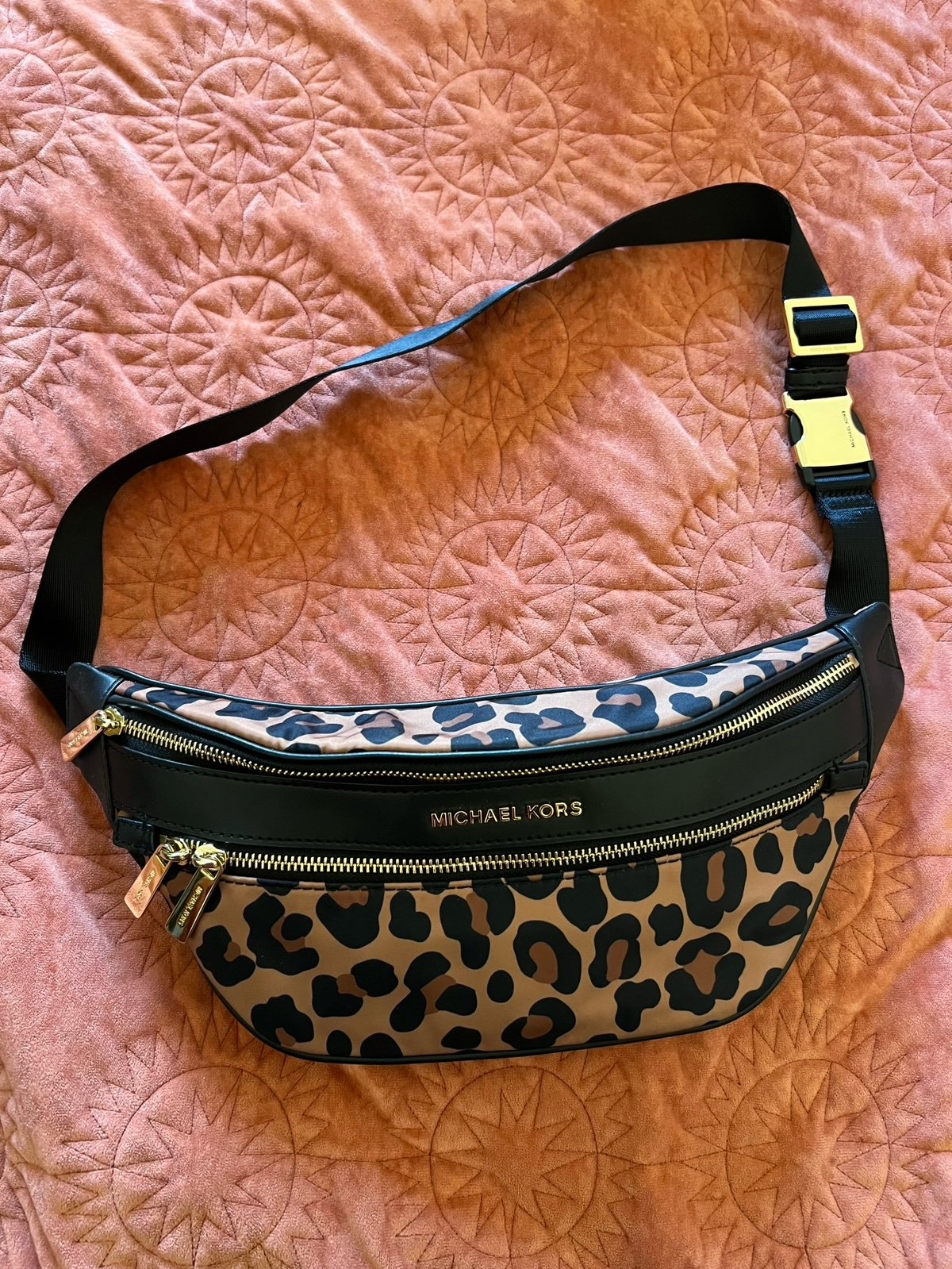 michael kors waist pouch