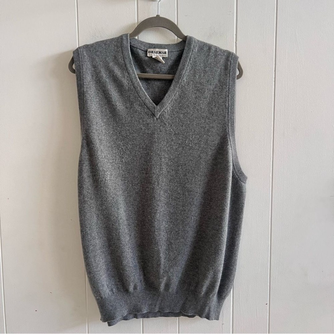 BRAEMAR Mens 100% Cashmere Pullover Sleeveless V-Neck Sweater Vest