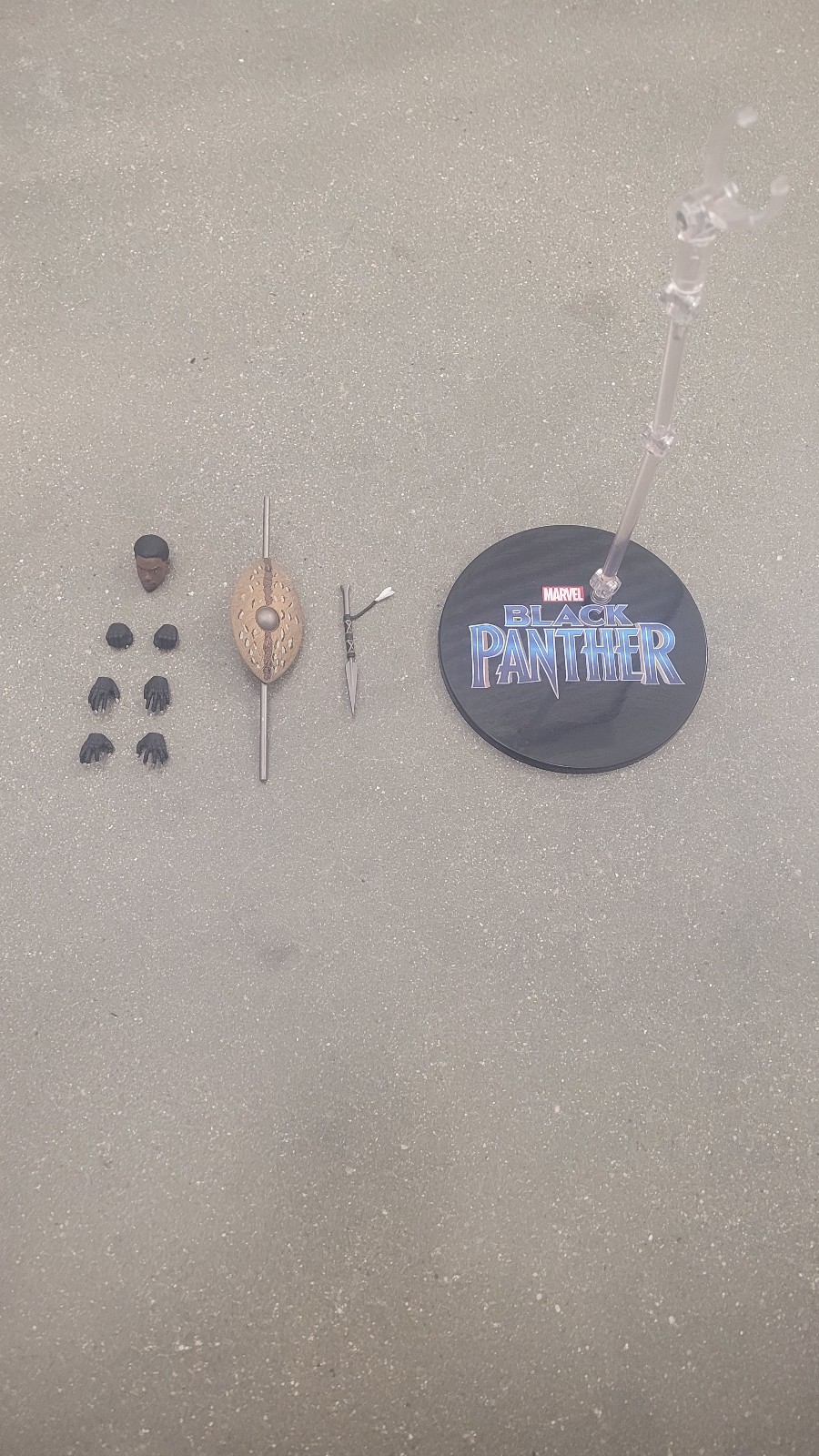 Black Panther Mezco Accessories