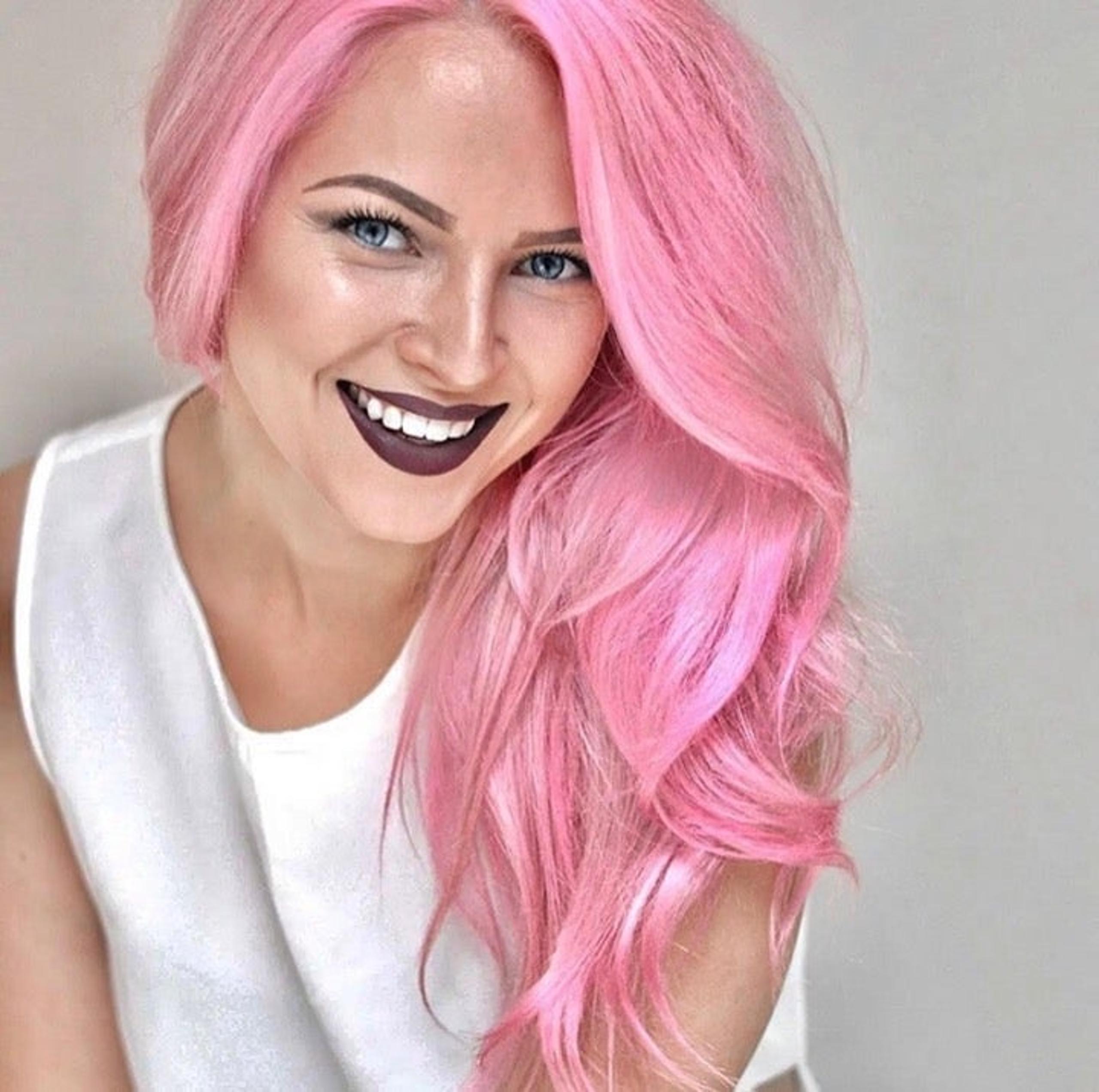 PINK SEMI PERMANENT HAIR COLOR