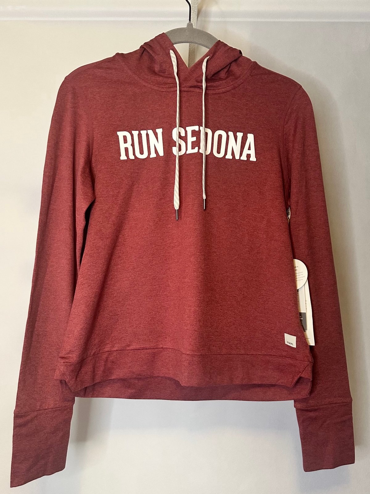 Vuori Halo Hoodie with Run Sedona Print - Desert Rose Heather - Size Medium