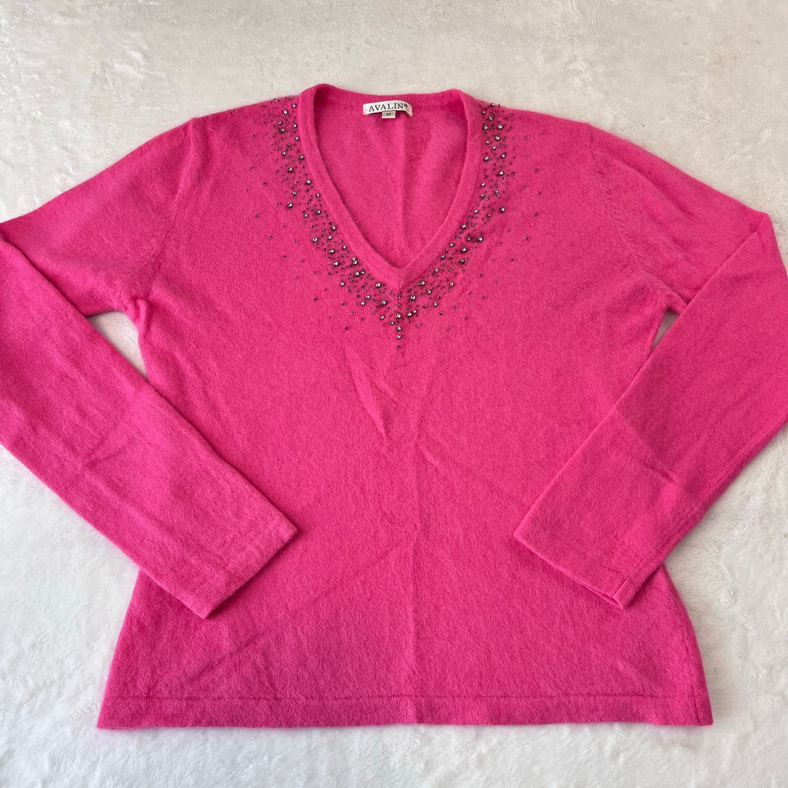 Avalin Vintage Hot Pink Angora Blend Sweater V-Neck Size Medium