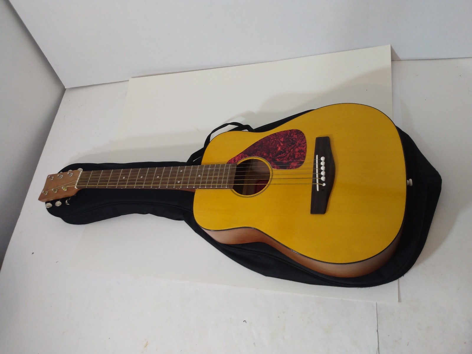 Yamaha FG Junior JR-1 Red Label 3/4 Size Acoustic Guitar