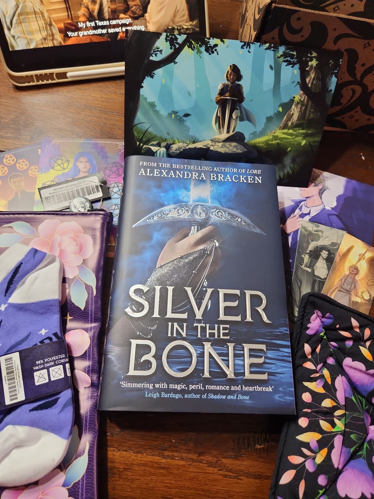 Signed Silver in the Bone Fairyloot (full box)
