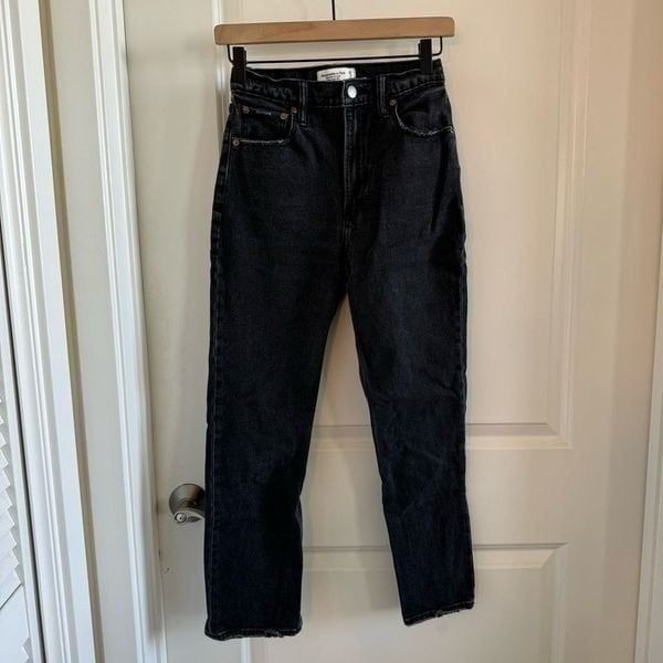 Abercrombie Ankle Straight Ultra High Rise Jeans