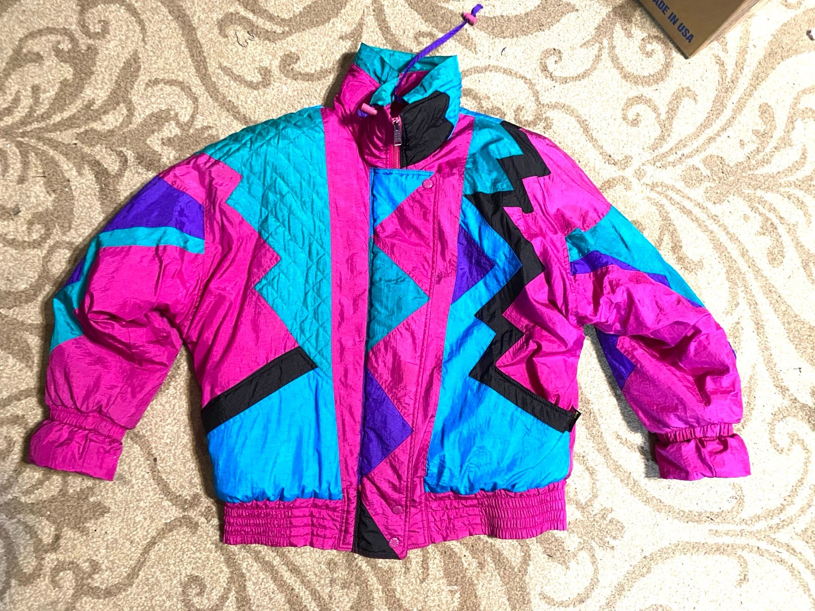 IZZI vintage jacket size medium