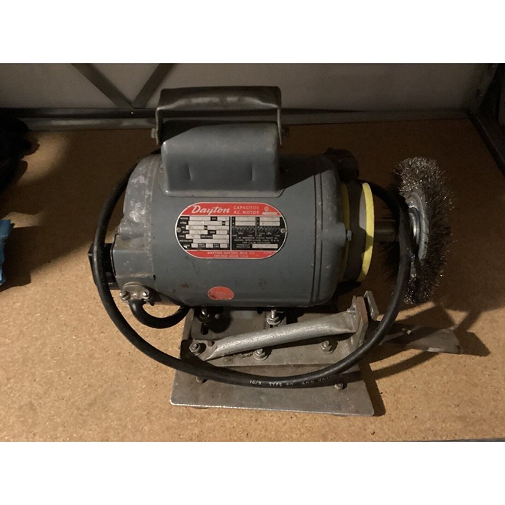 Dayton 5K116N General Purpose Motor 1/2 HP Capacitor-Start 1725 RPM 115V 10A