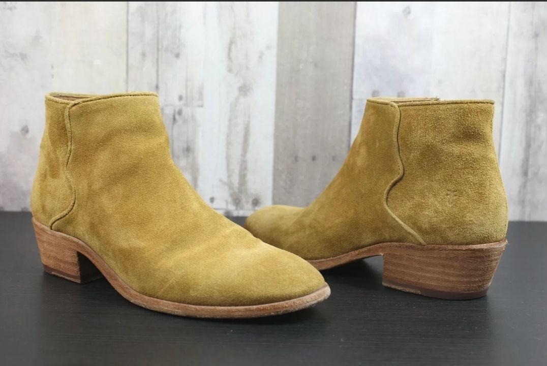 Frye Carson Piping Distressed Suede Bootie Brandy US Size 10 M (Medium Width). C