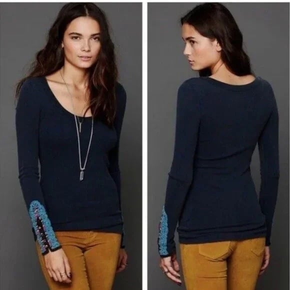Free people blue meadow fiesta cuff thermal XS