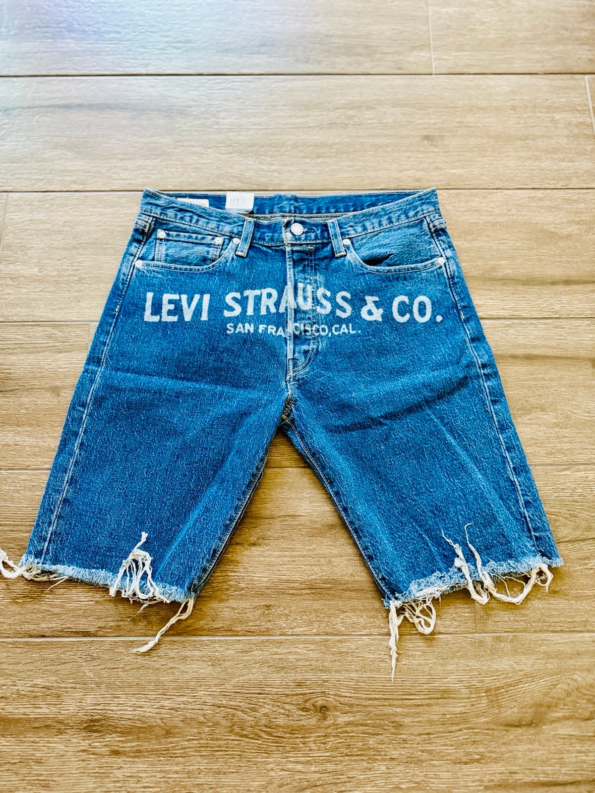 Levi Strauss 501 San Fran. Limited Edition Button Fly Shorts White Label Size 34