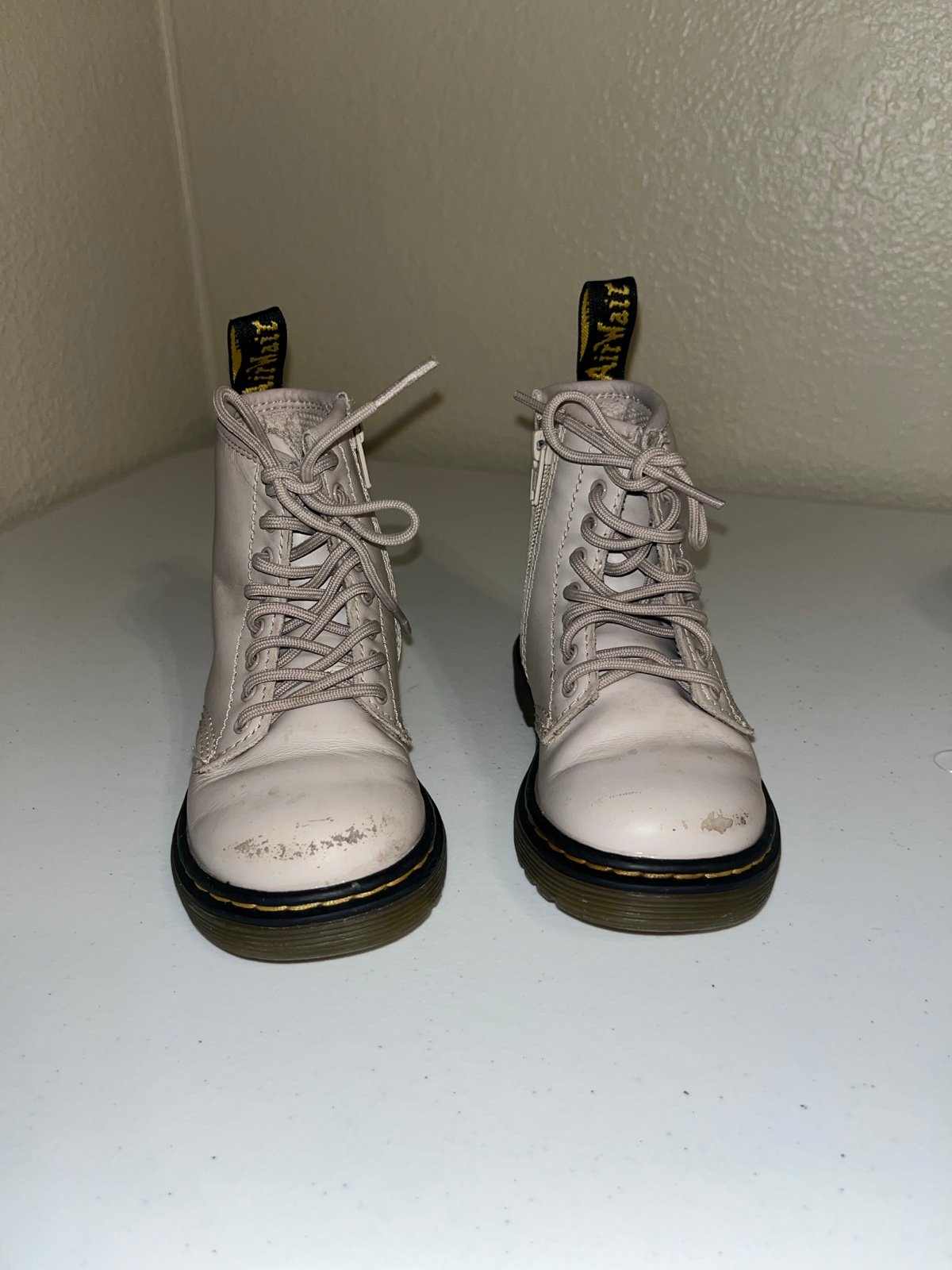 Little Girls Dr Martens 1460 Combat Boots in size 7