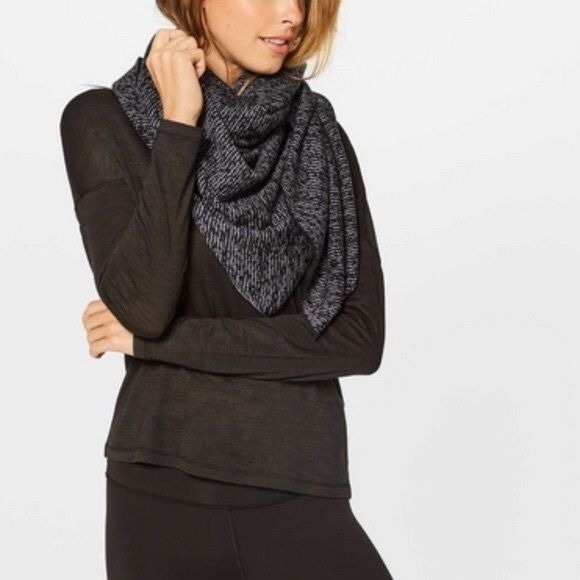 Lululemon Flow & Go Scarf One Size