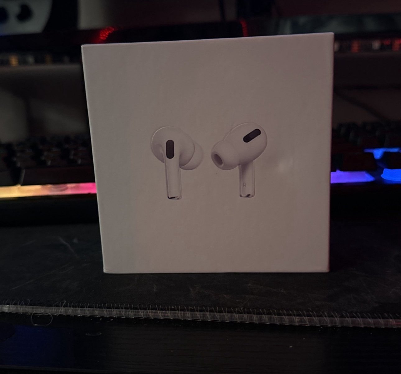 airpods pro 1st generation