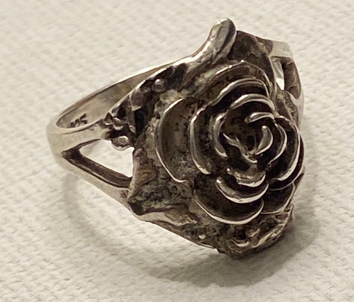 Vintage 70’s Sterling Silver Huge Rose Ring 7.65