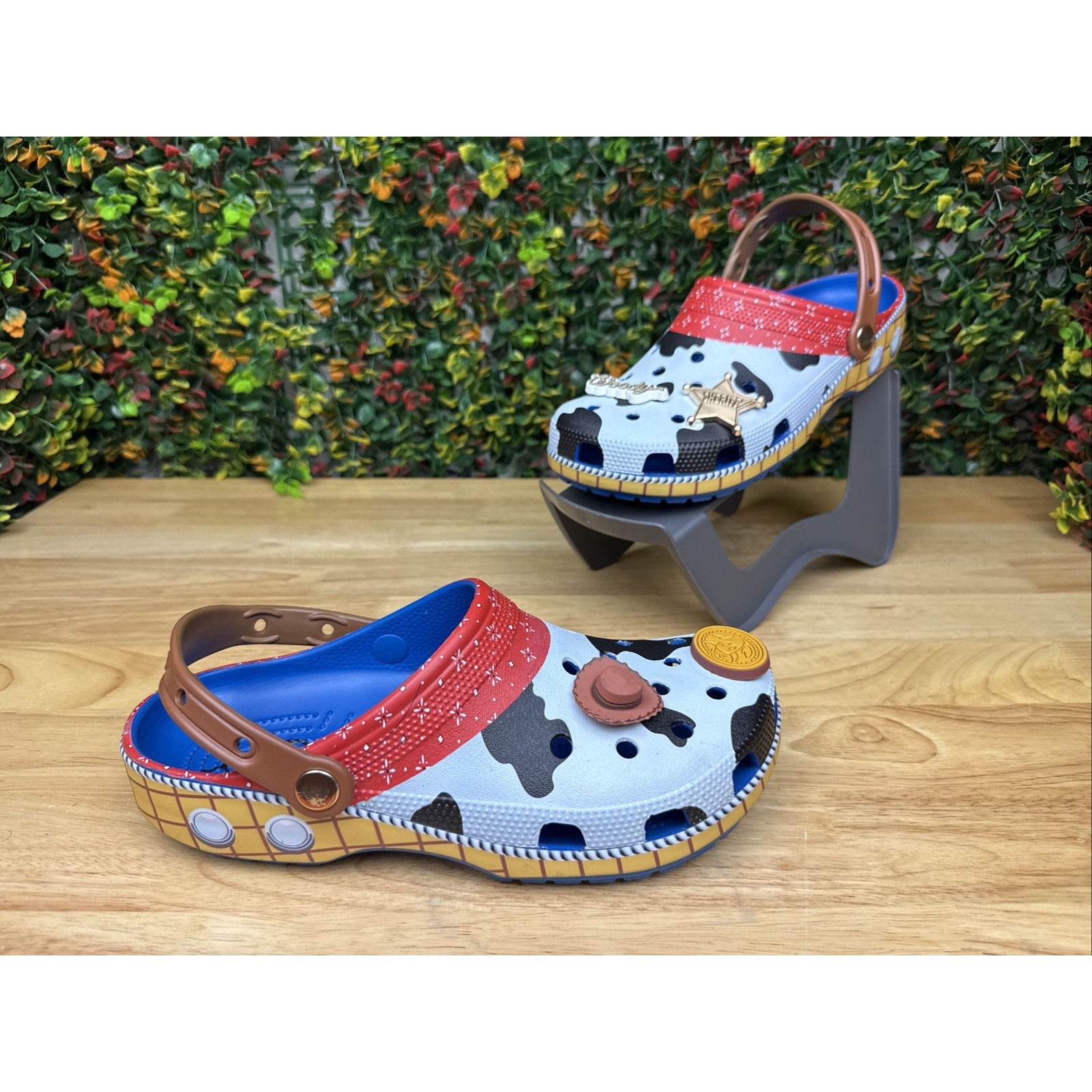 Crocs x Disney Sheriff Woody Toy Story Shoes Clogs Slip Ons Men's 8 Women's 10