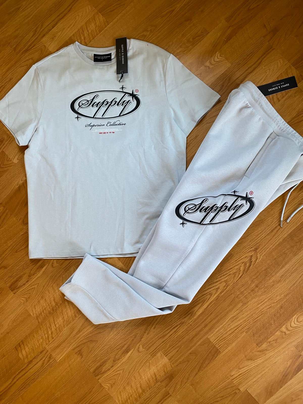 New men’s Supply & Demand sz L shirt, sweatpants