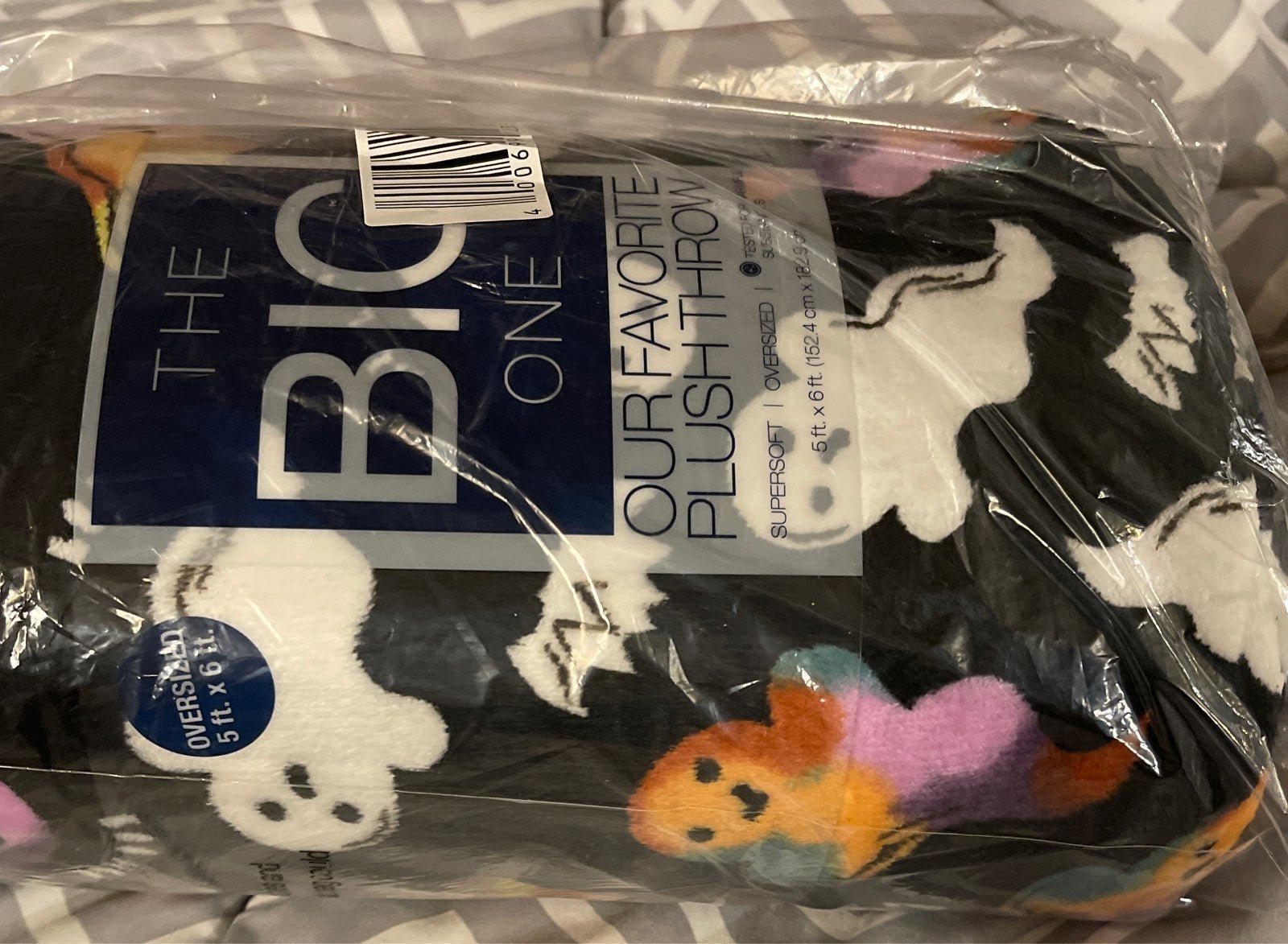 Oversized supersoft throw Ghosts