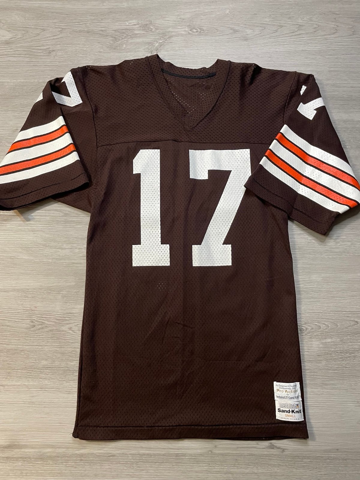 Vintage Pro Action Medalist Sand Knit Cleveland Browns Jersey #17 Size small