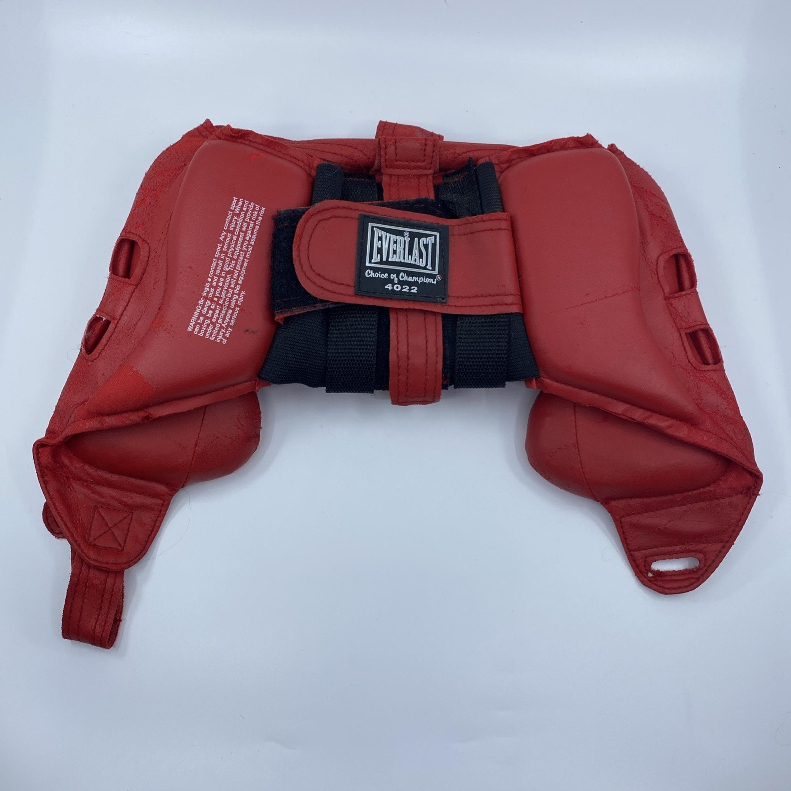 Everlast Boxing Sparring 4022 Adult Senior Adjustable Open Face Red Head Gear