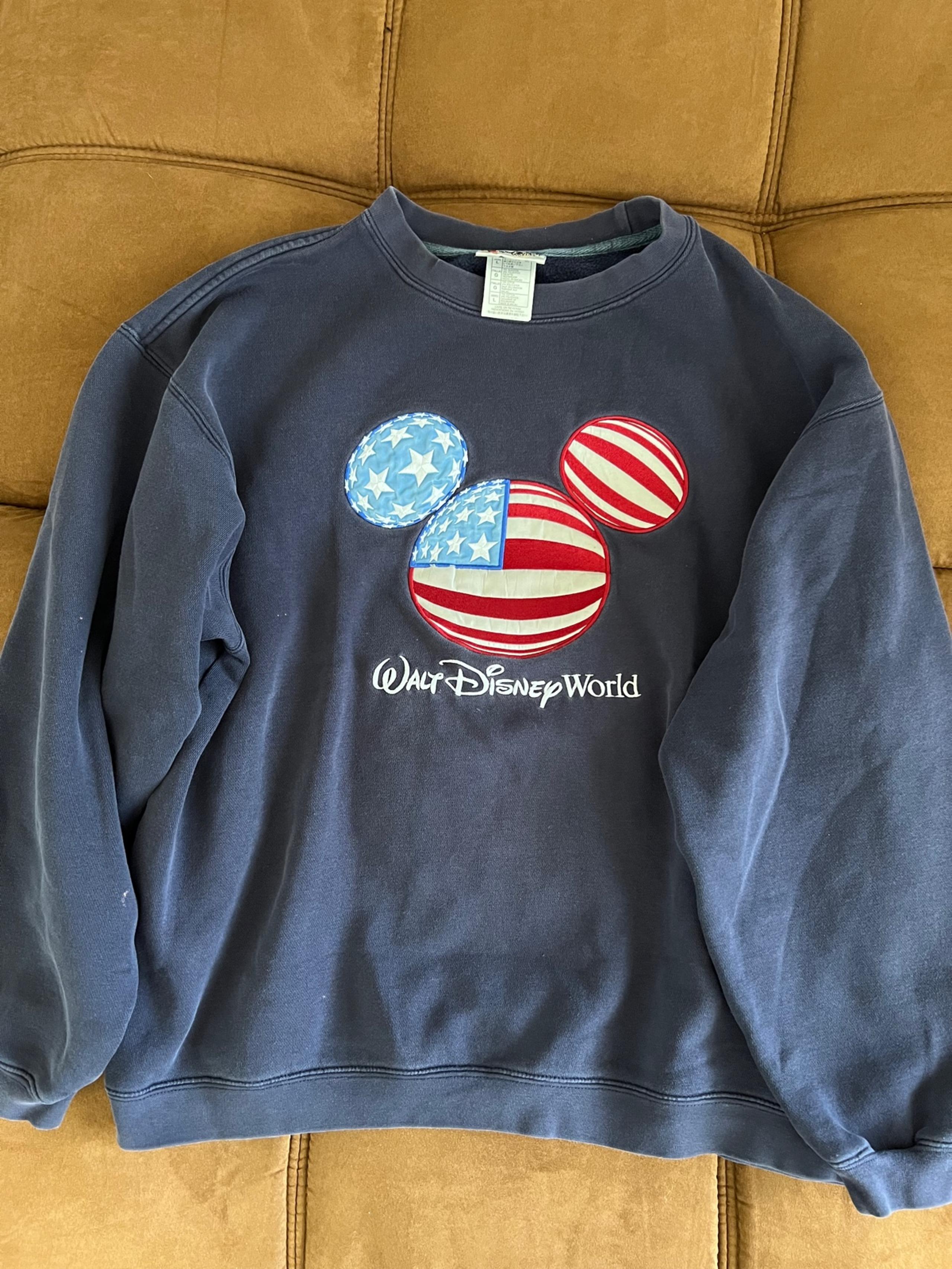 Vintage Disney crew neck