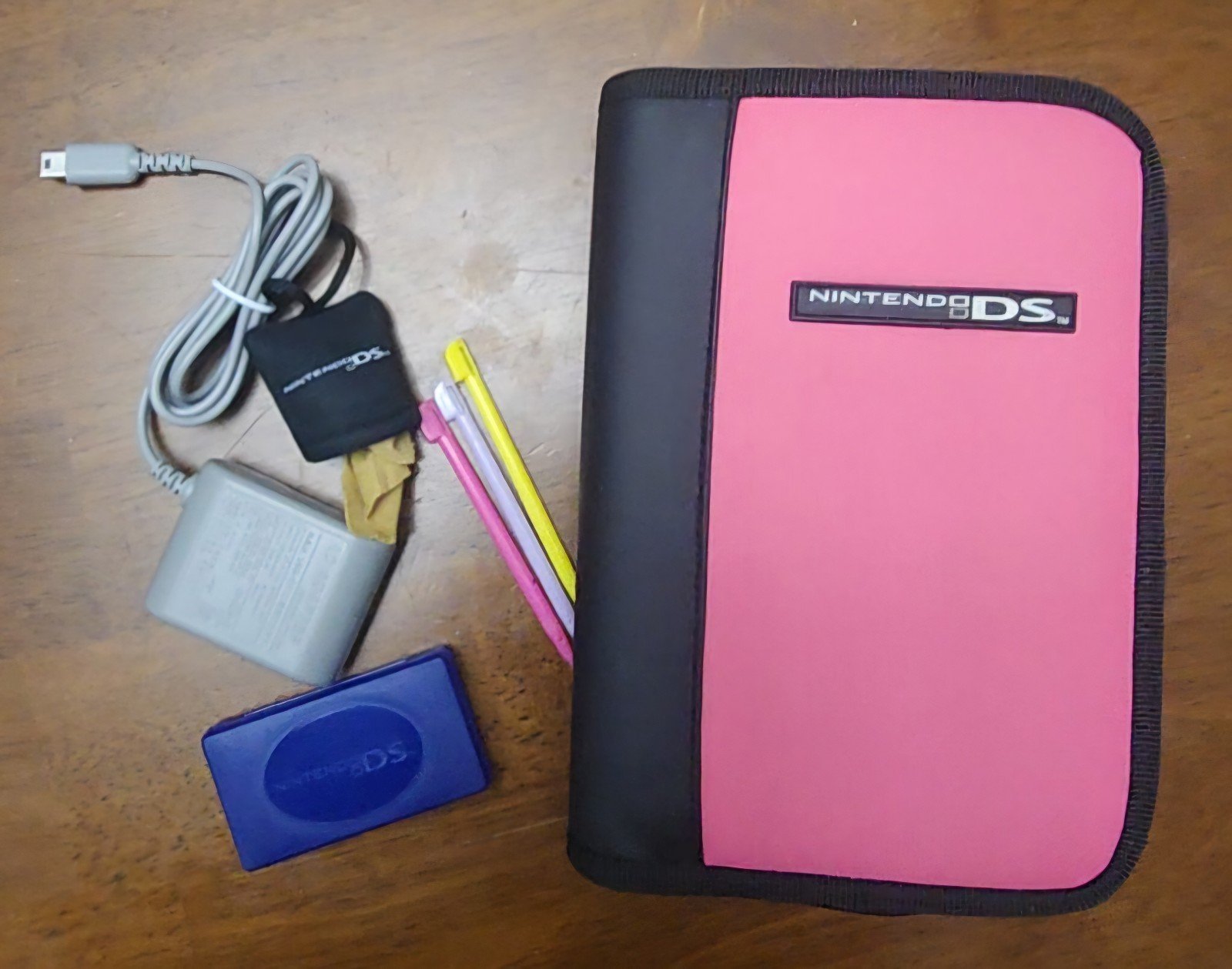 Nintendo DS Lite Bundle
