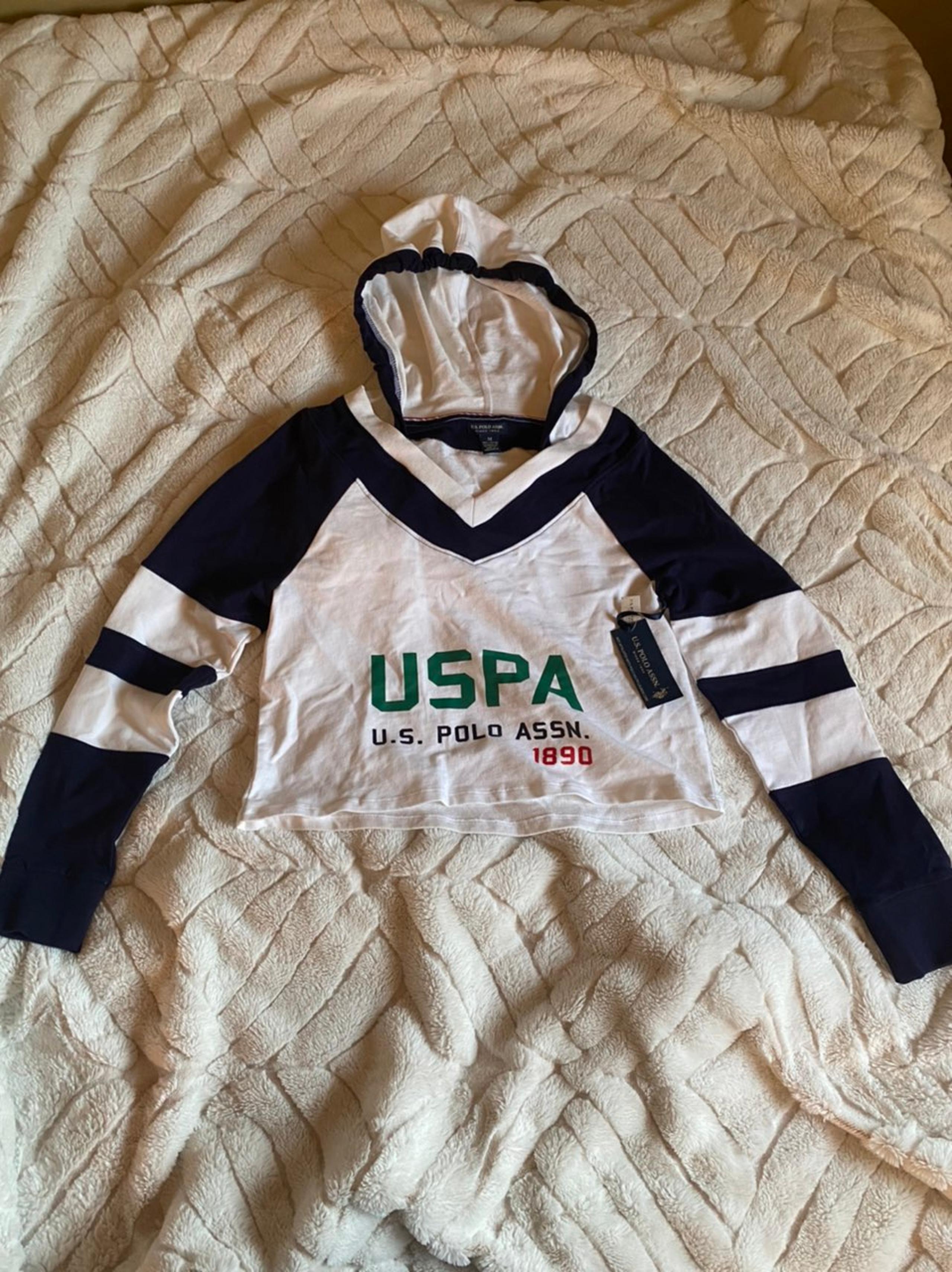 us polo assn crop hoddie!