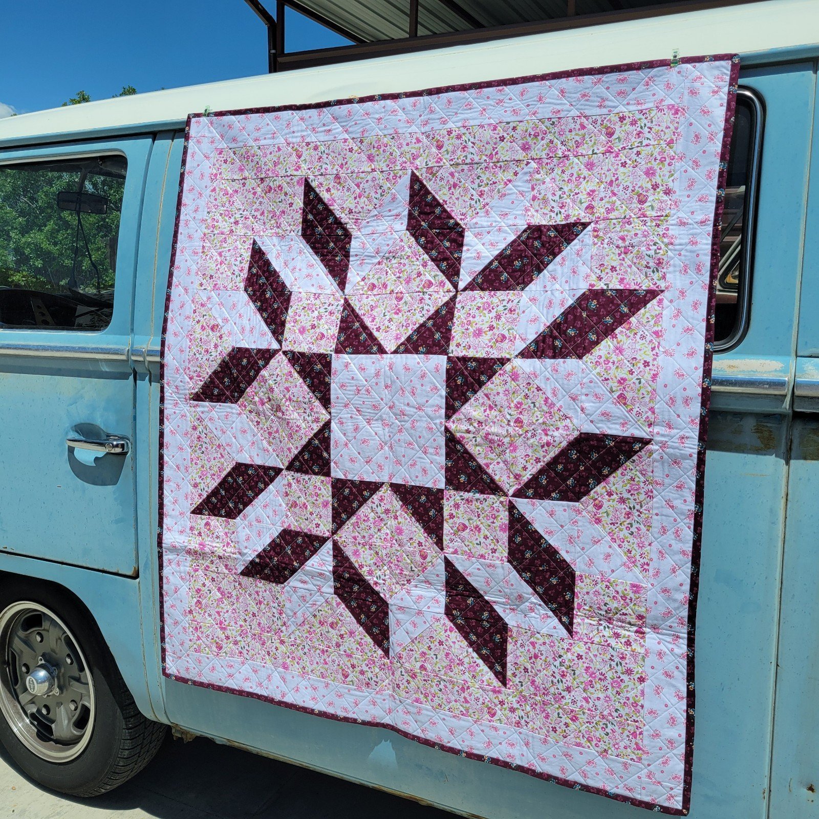 NEW!! HANDMADE DUTCH ROSE LAP, MINI, BABY LIGHTWEIGHT QUILT, 41X47