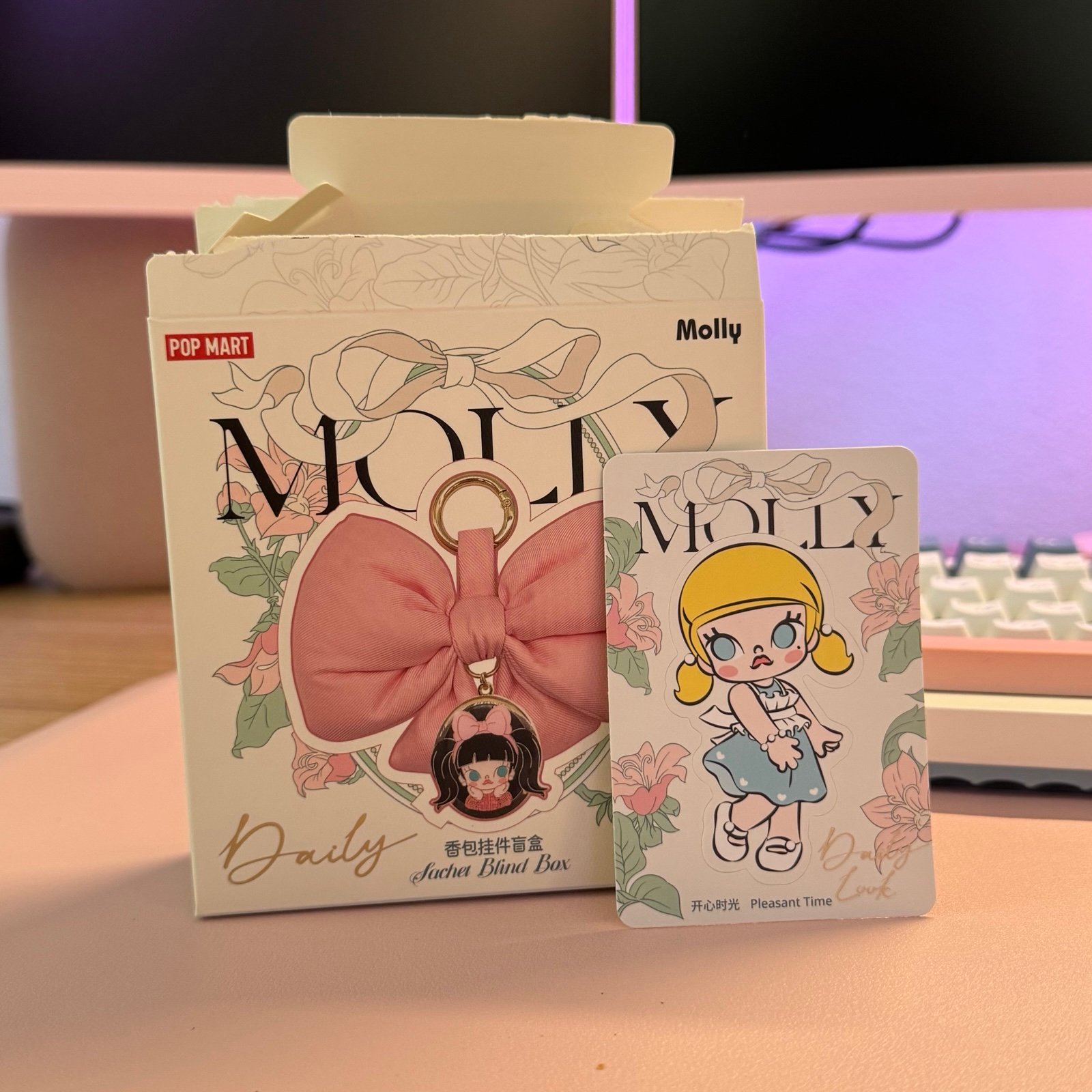 Pop Mart Molly Daily Look Series Sachet - Pleasant Time
