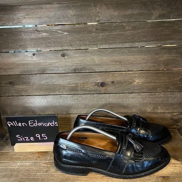 Mens Allen Edmonds Cody Black Tasseled Leather Slip On Shoes Loafers Size 9.5 E