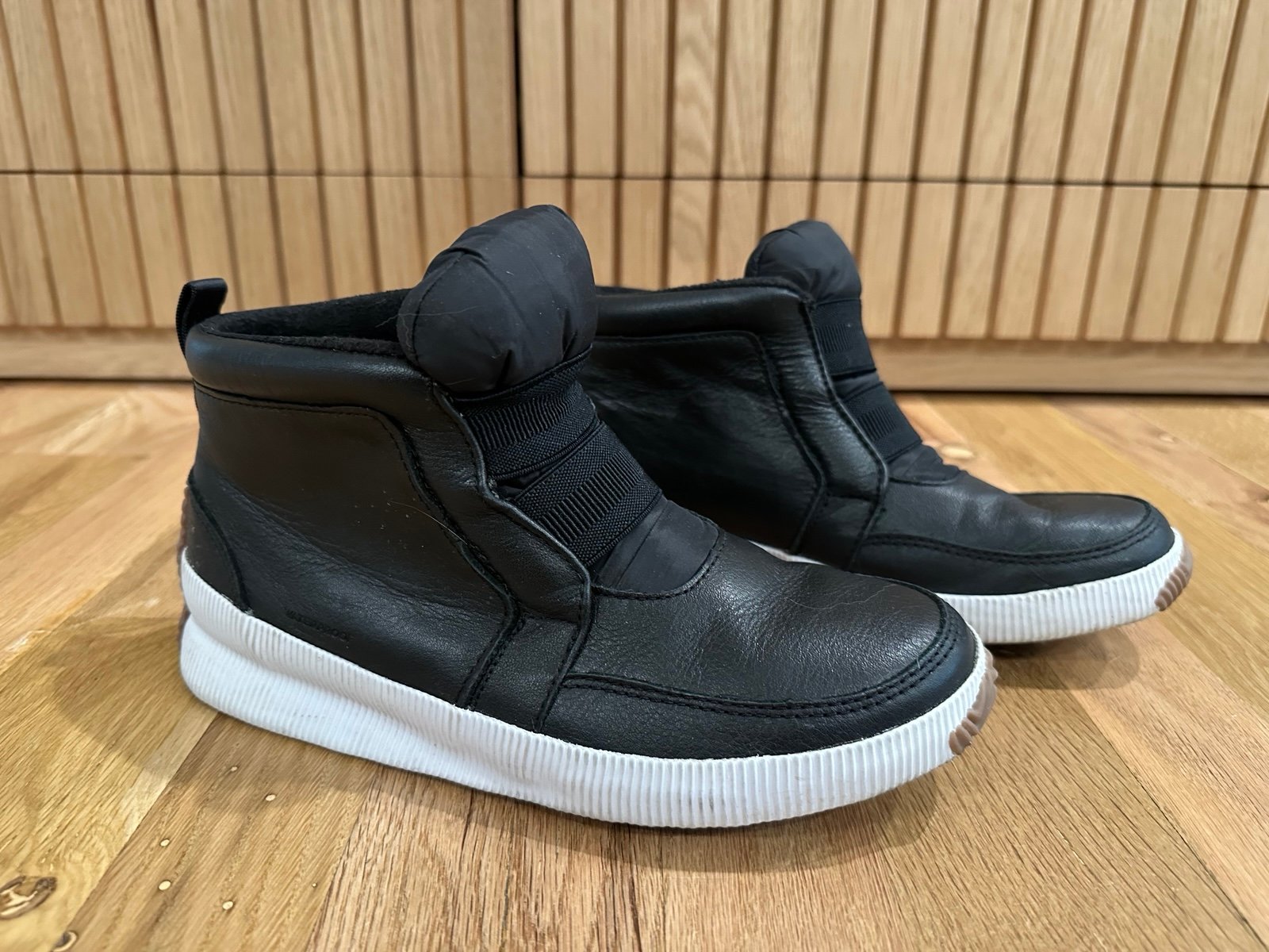 Sorel Women’s Out ‘N About Plus Mid Boot