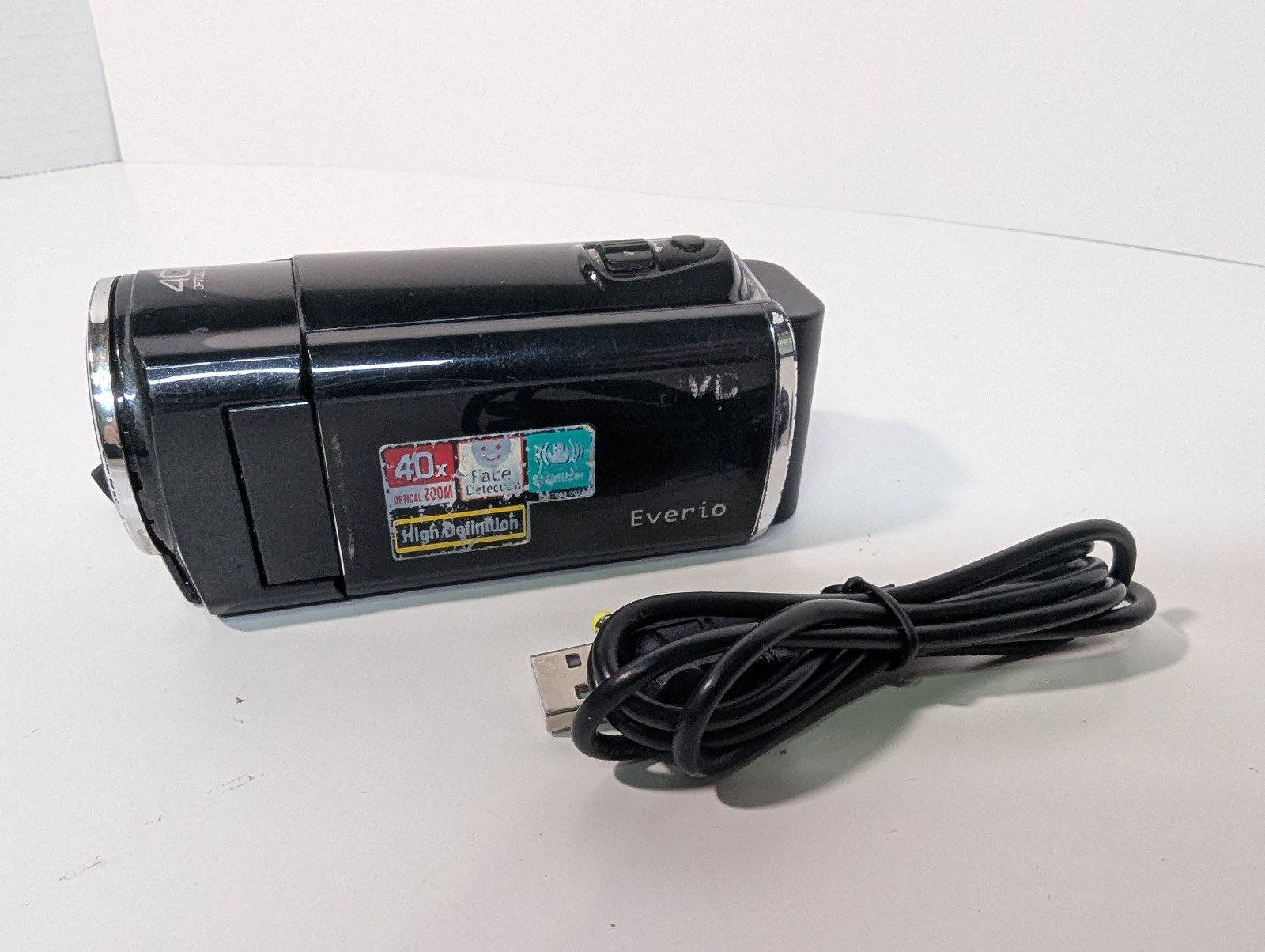 JVC Everio GZ-HM30BU AVHD Camcorder (Read Desc)