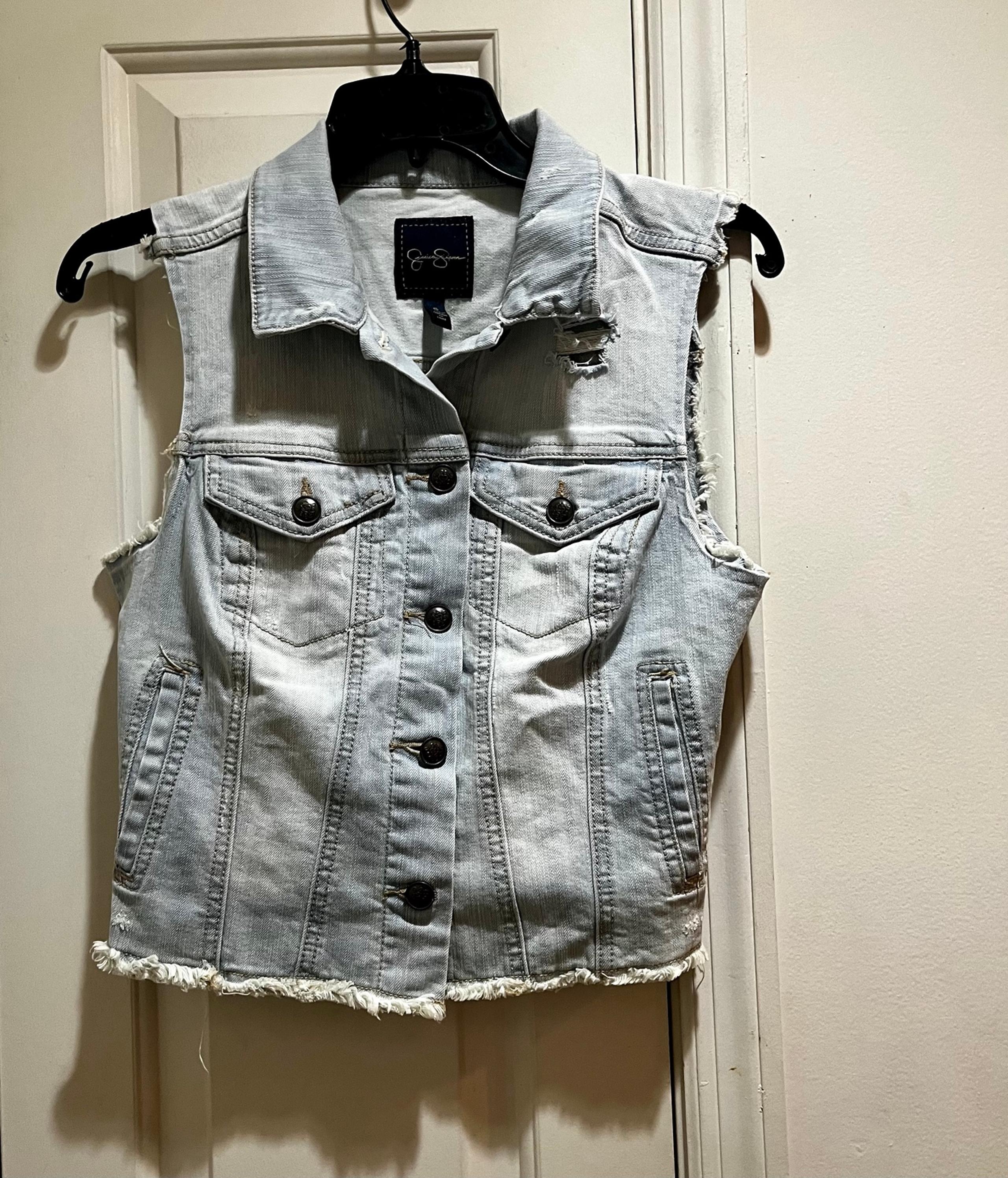Jessica Simpson Cropped lightly distressed Denim Vest