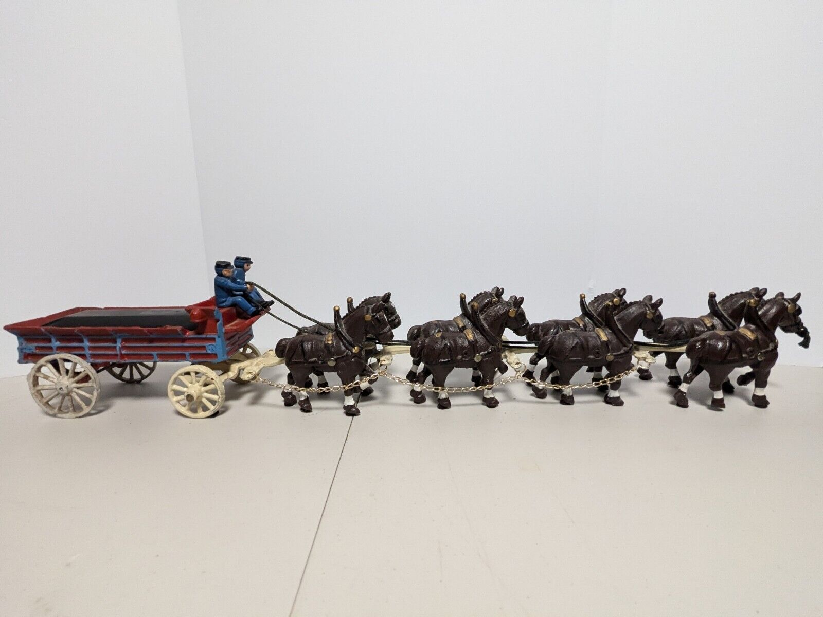 Large 29 Cast Iron Vintage Horse & Wagon 8 Clydesdale Horses With 2 Drivers