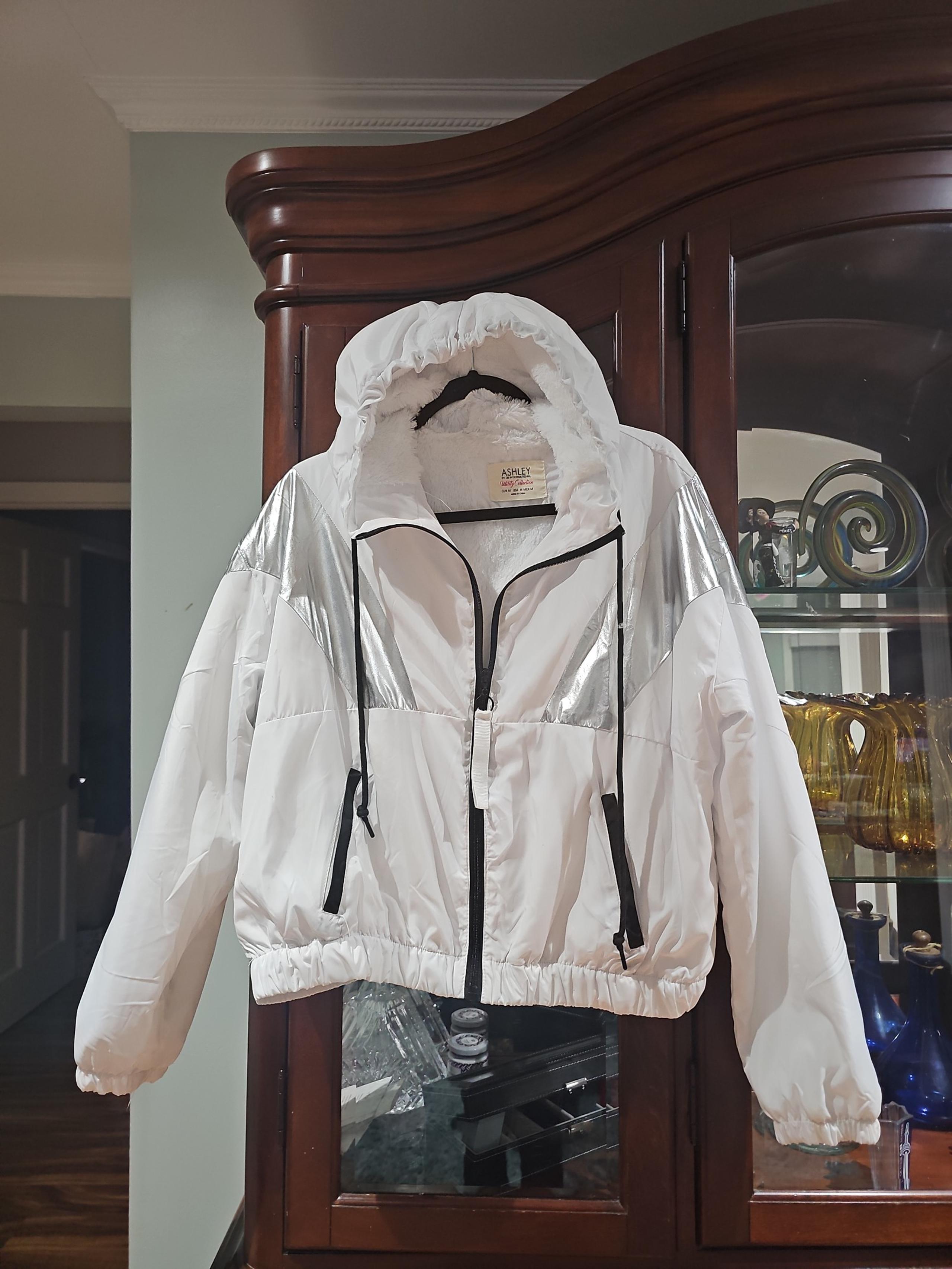 Ashley by 26 International Windbreaker Hooded Jacket white with Silver medium