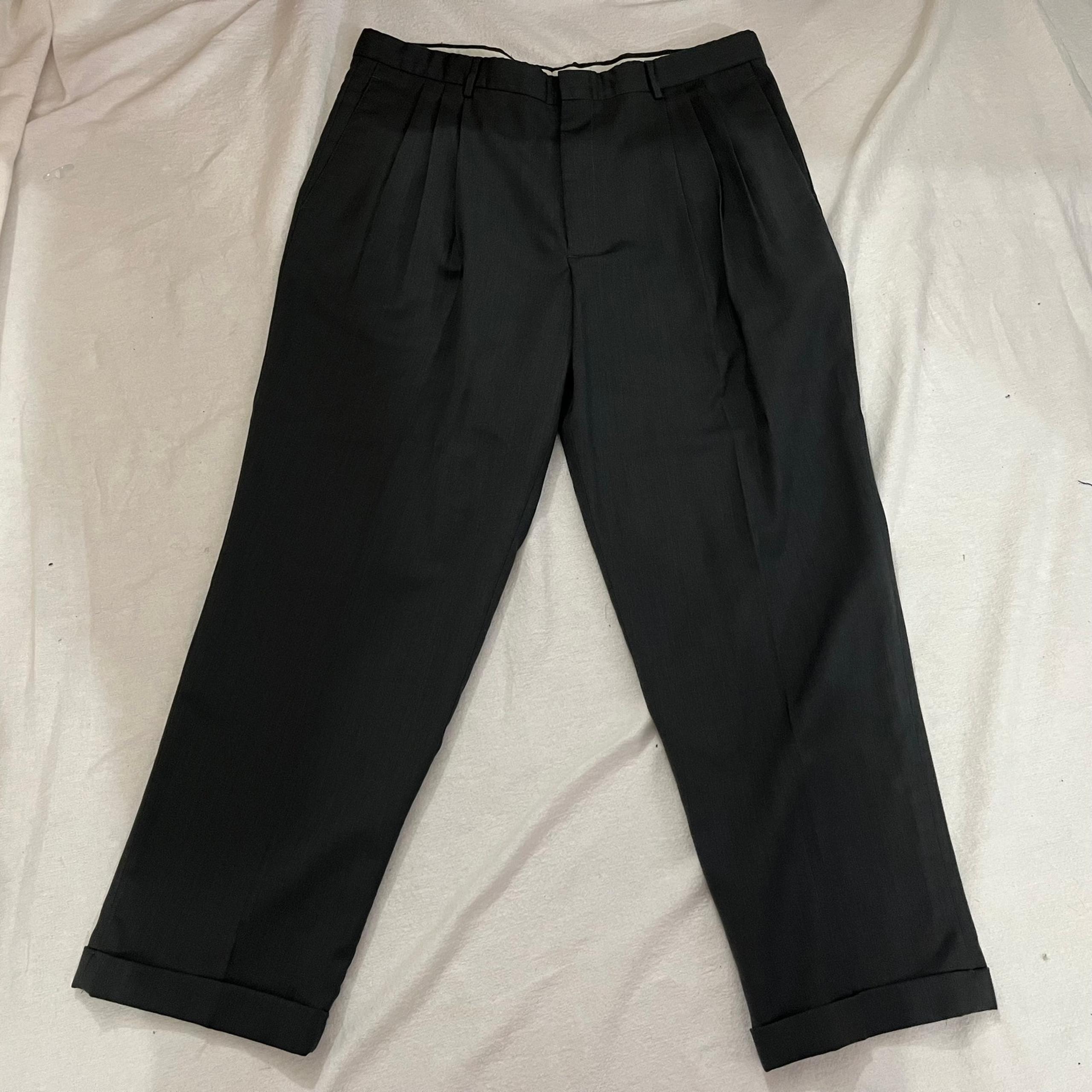 Docker's Dress Slacks Gray Pleated Front Cuffed Dress Pants Men's Size 38x30