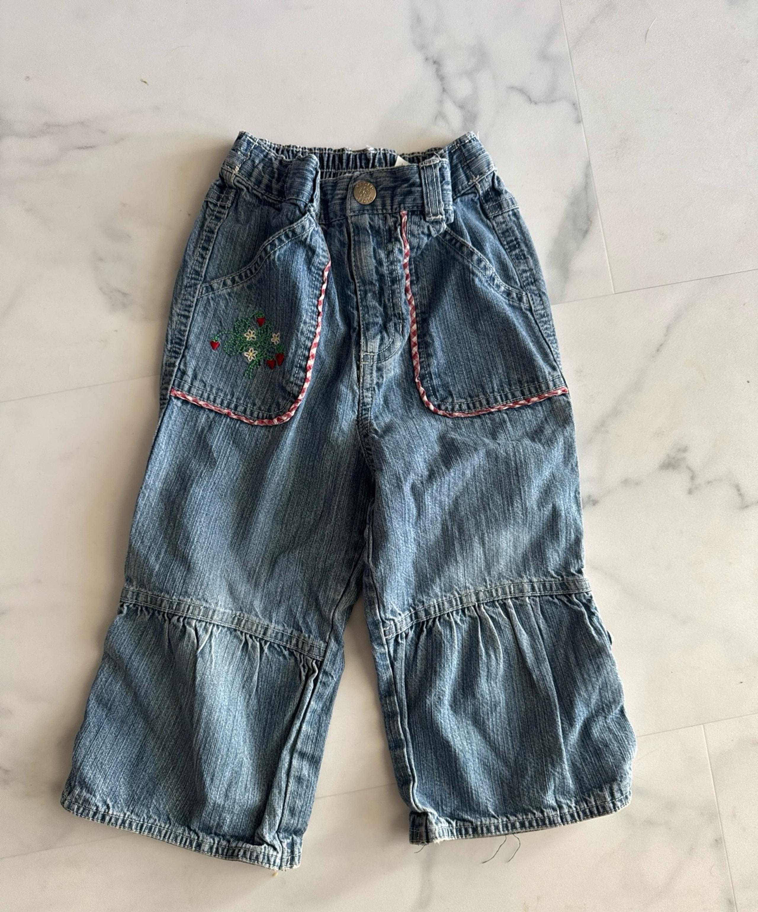 Toddler strawberry pants