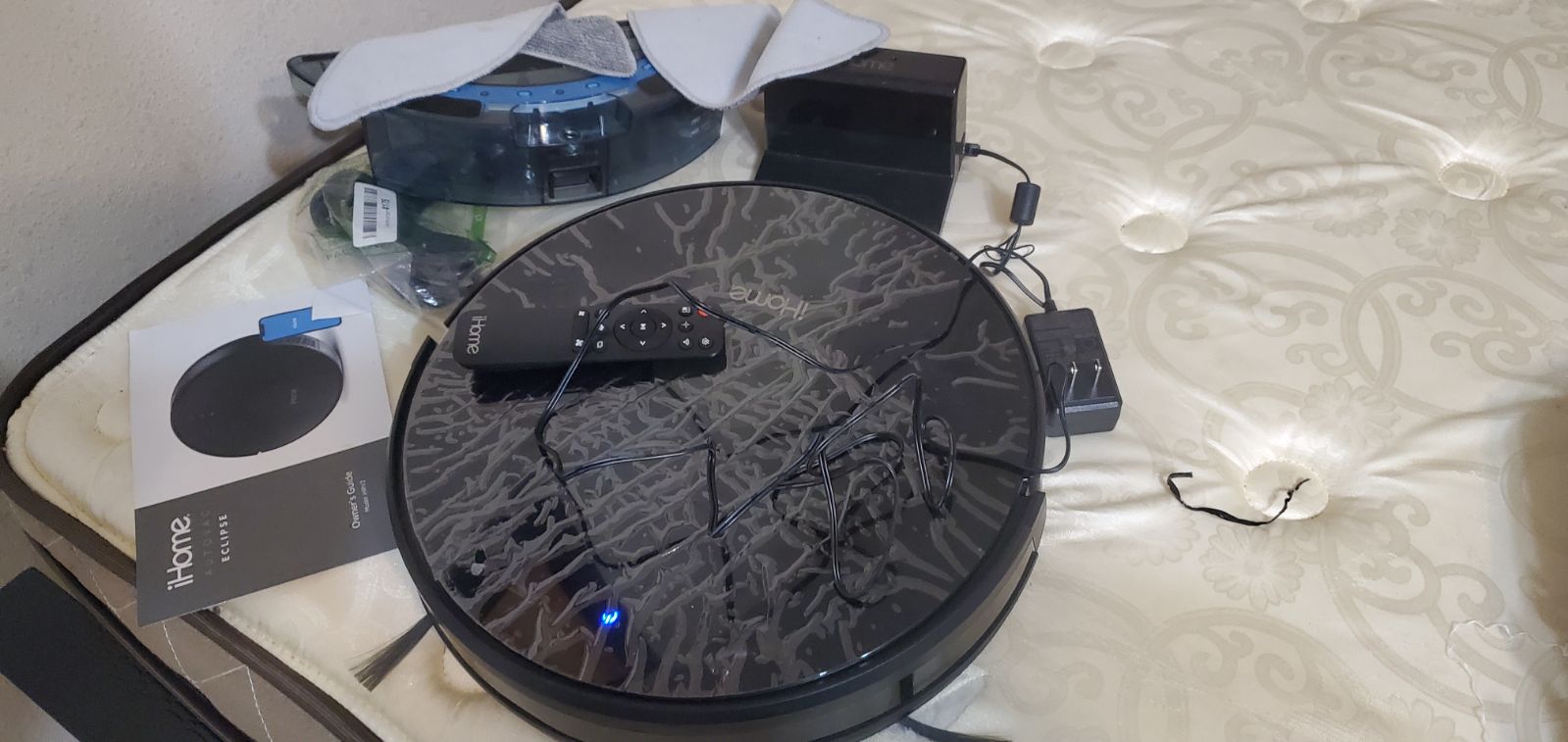 I home black autovav.Eclipse 2-1 Robot vacuum and mop cleaner