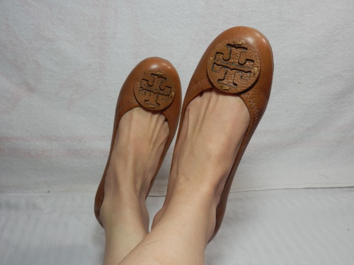 Tory Burch Tumbled Reva Flat sz 7.5 M