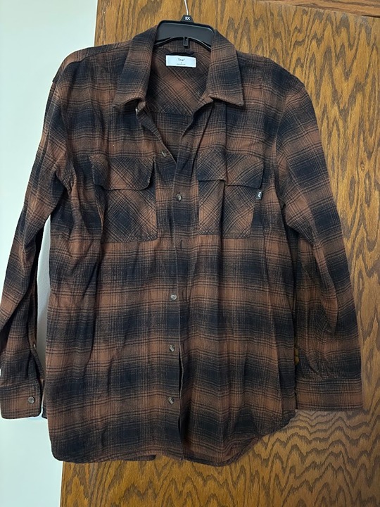 Aritzia TNA Women's Collared Long Sleeve Shirt in Brown Color (size 3)