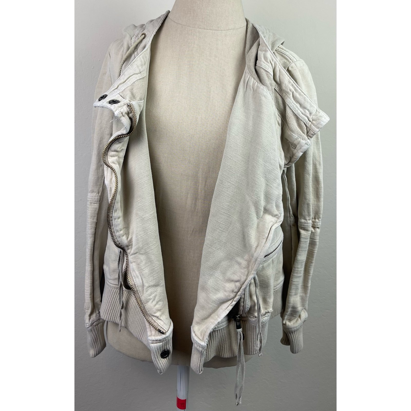 We The Free Cream Full Zip Distressed Cropped Sweater