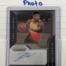 Donovan Mitchell NBA Autograph Sensational Signatures Card Panini Prizm 2020-21
