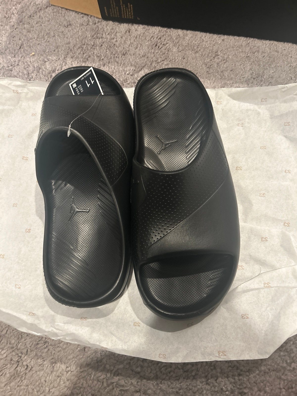 Black Nike/jordan slides