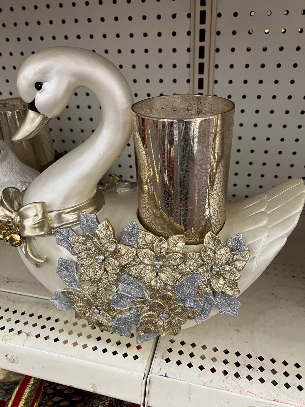 christmas swan holiday decor