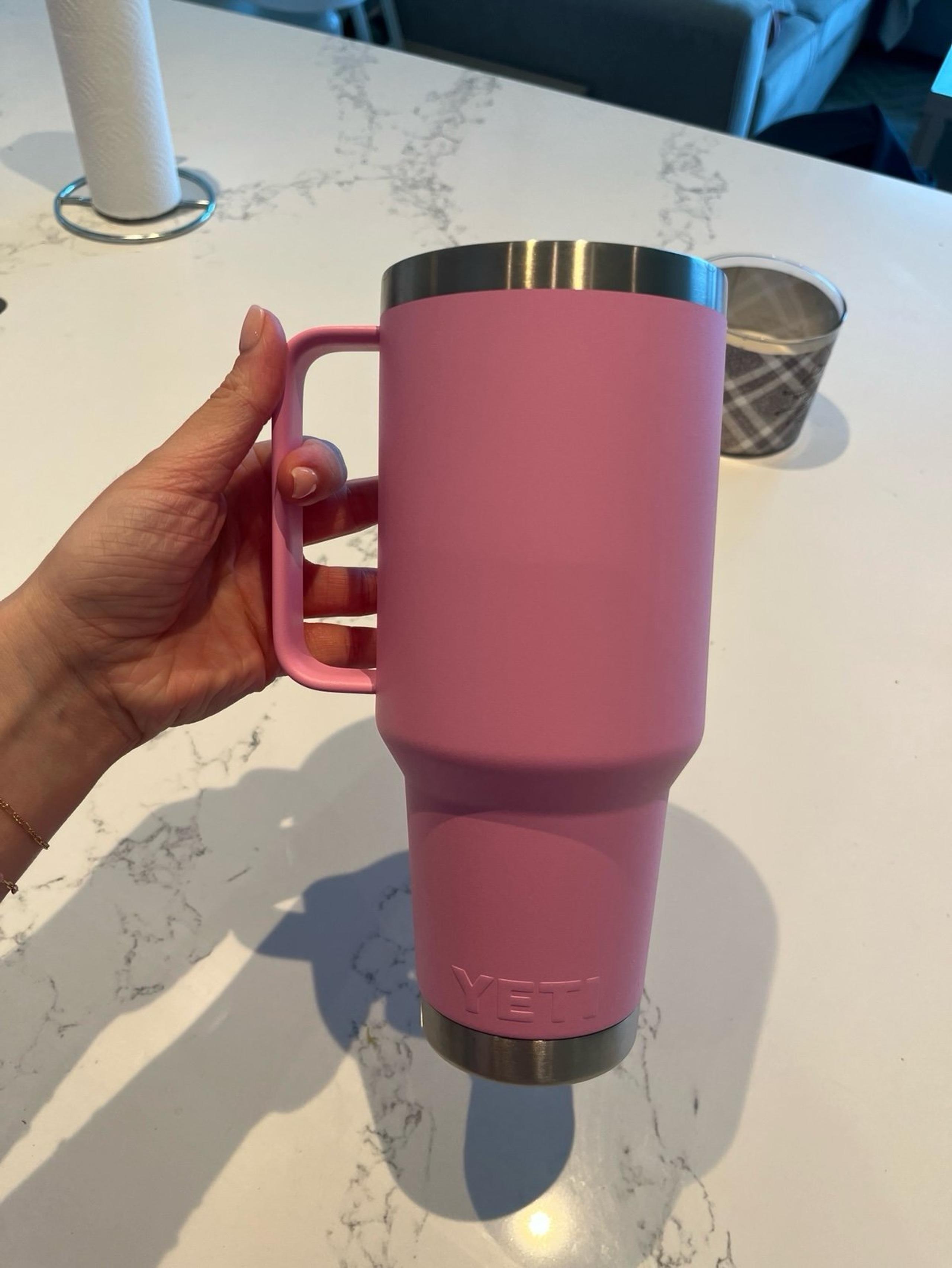 yeti 42 oz POWER PINK Rambler