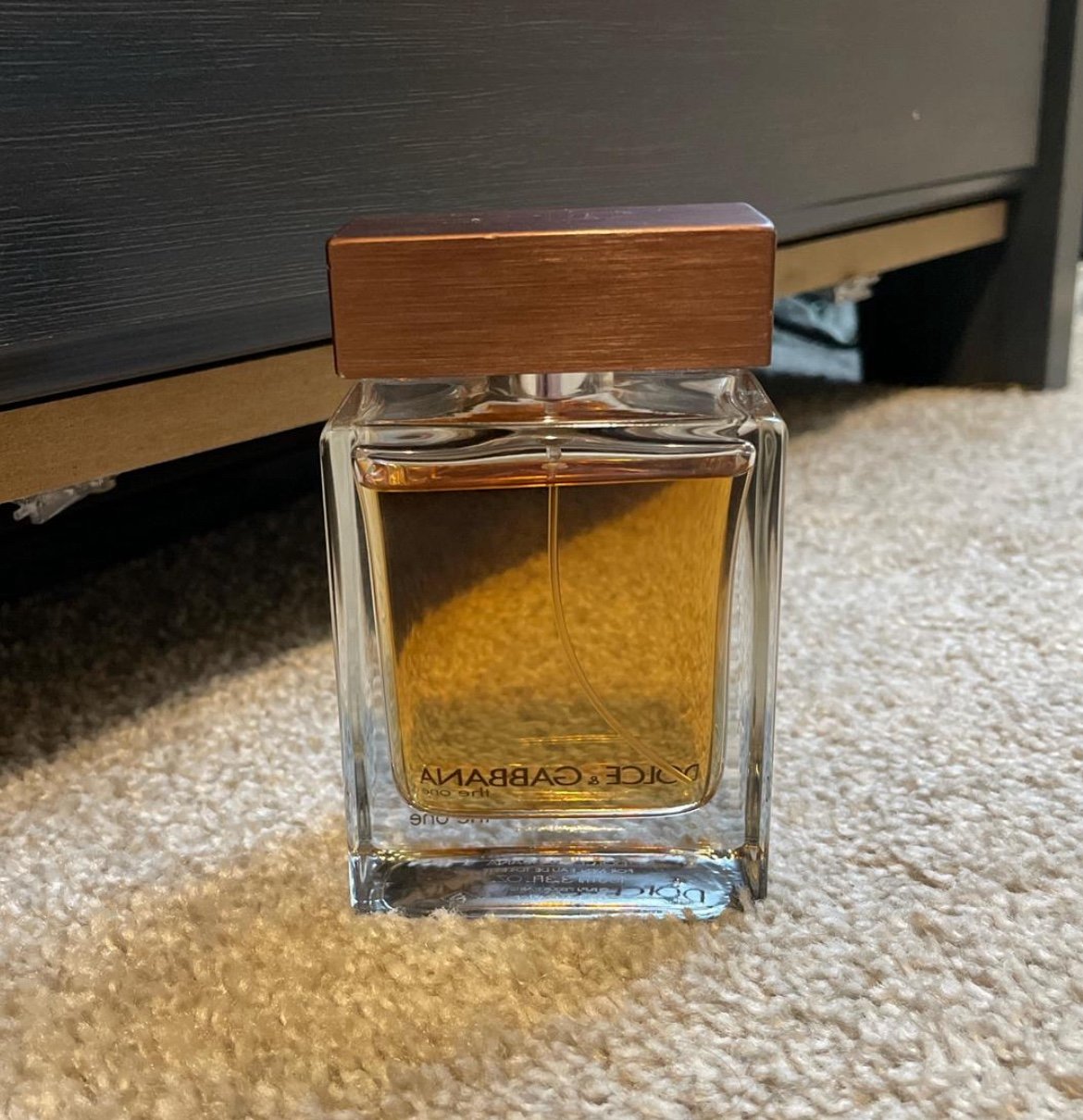 I am selling dolce and gabbana