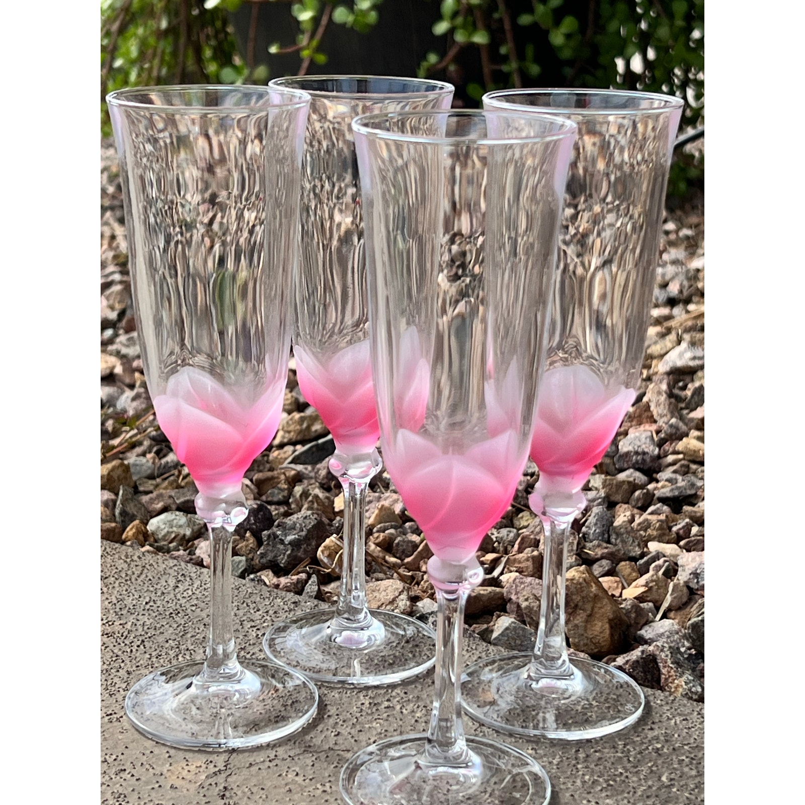 Champagne Flutes Cristal D'Arques Florence Pink Satin petal stemware set of 4